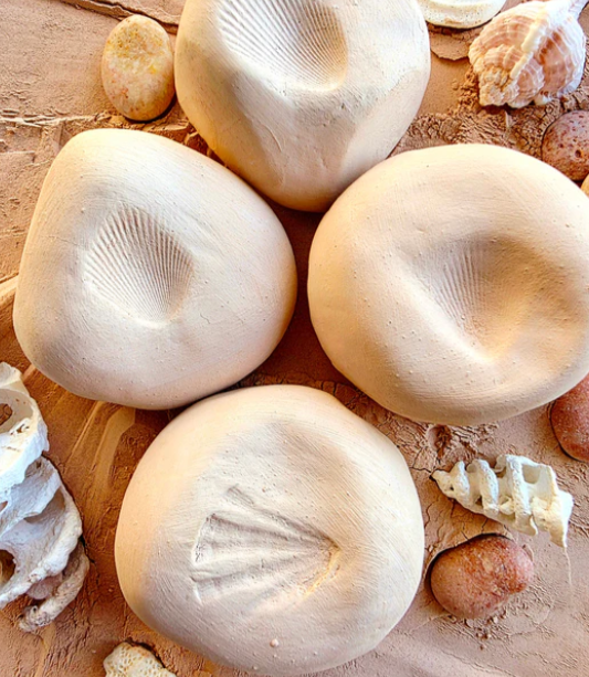 Get Naked Body Love - Kakadu Pebble Solid Clay Face Mask