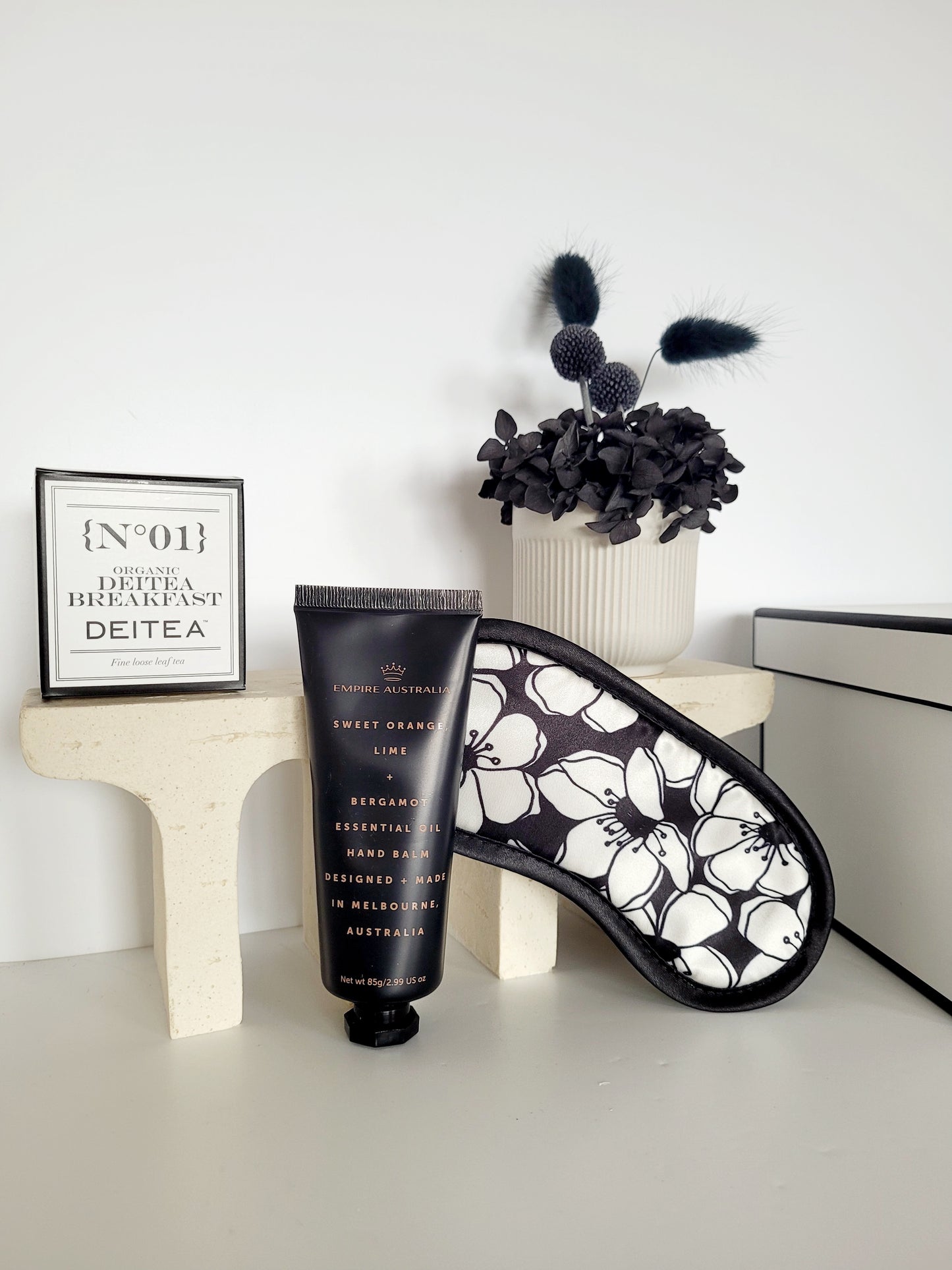 Petite Luxe gift box