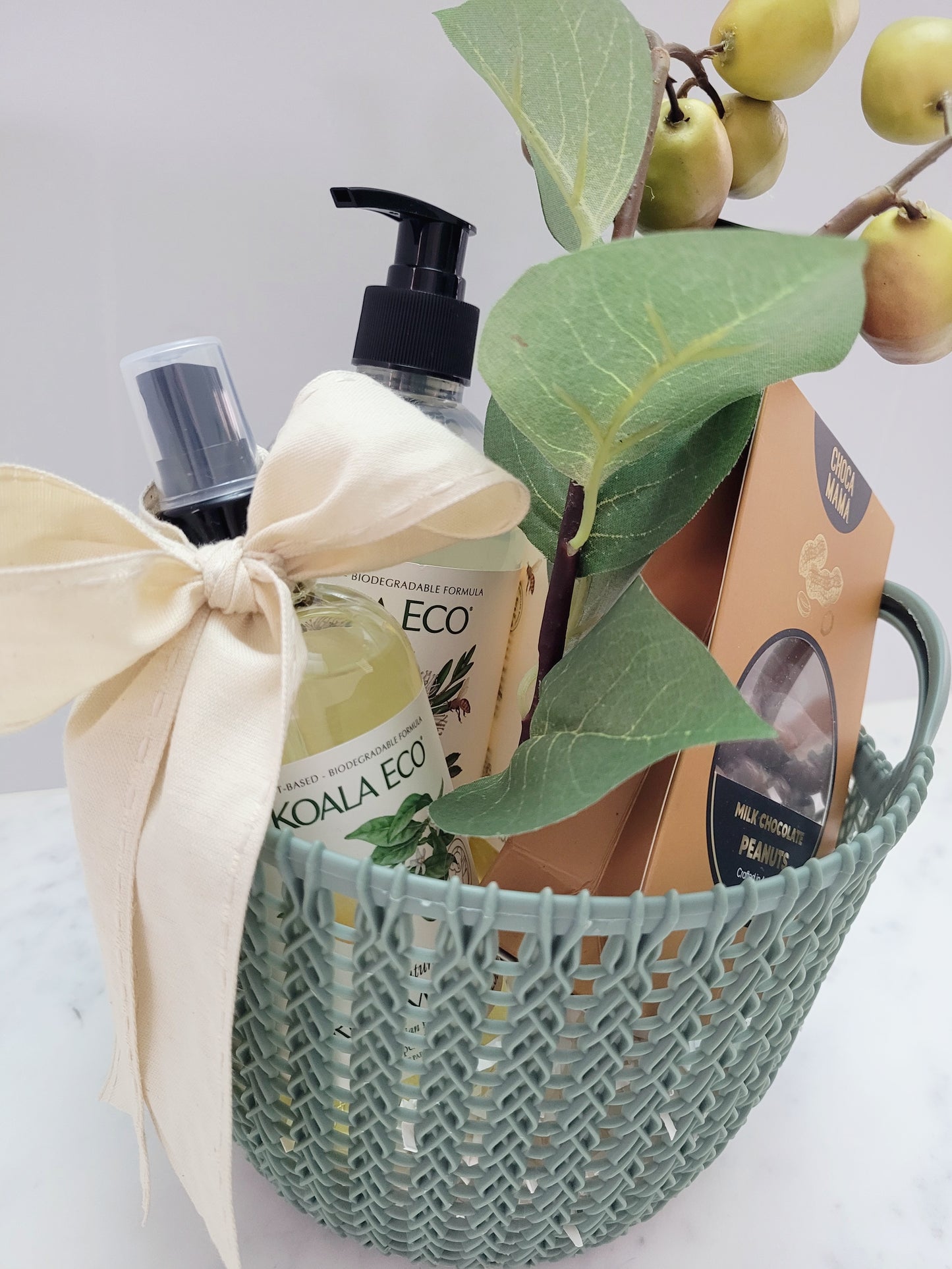 Refresh gift basket