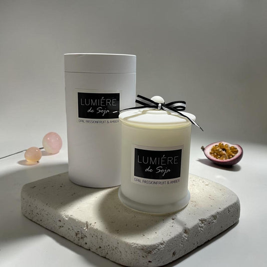 Lumiere de Soja - Opal, Passionfruit & Amber Candle 500g